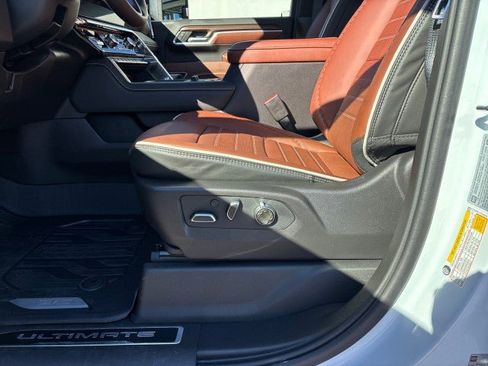 New 2026 GMC Sierra 2500 Denali Ultimate image 13