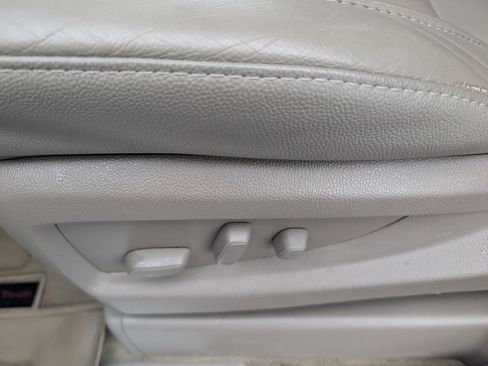 Used 2015 Chevrolet Suburban LT w/ Max Trailering Package image 13