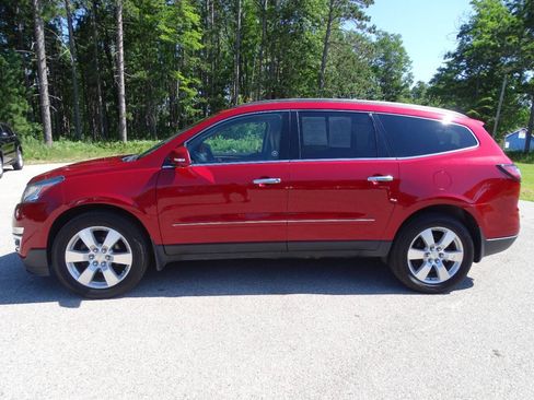 Used 2014 Chevrolet Traverse AWD LTZ image 6
