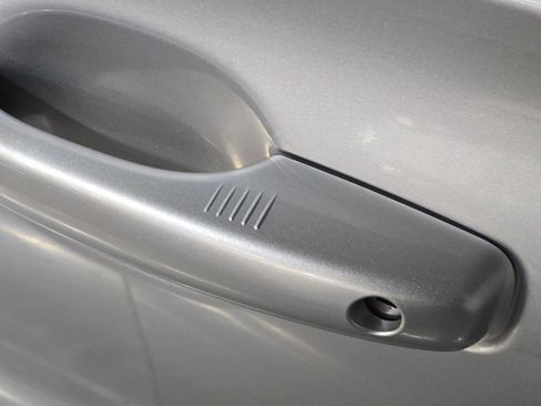 Used 2020 Lincoln Corsair FWD w/ Equipment Group 101A image 14