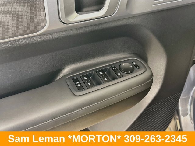 Used 2025 Hyundai Santa Fe SEL AWD/4WD image 17