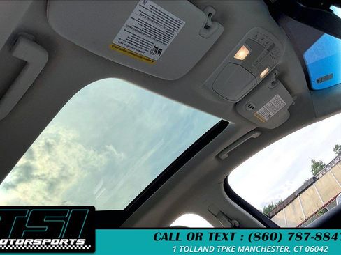 Used 2018 Ford Edge Titanium w/ Equipment Group 302A AWD/4WD image 19