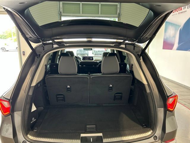 Used 2024 Acura MDX w/ Advance Package AWD/4WD image 18