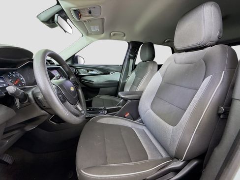 Used 2023 Chevrolet TrailBlazer LS FWD image 22