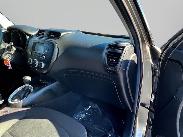 Used 2019 Kia Soul FWD image 31