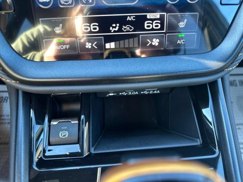Used 2025 Subaru Outback Wilderness AWD/4WD image 50