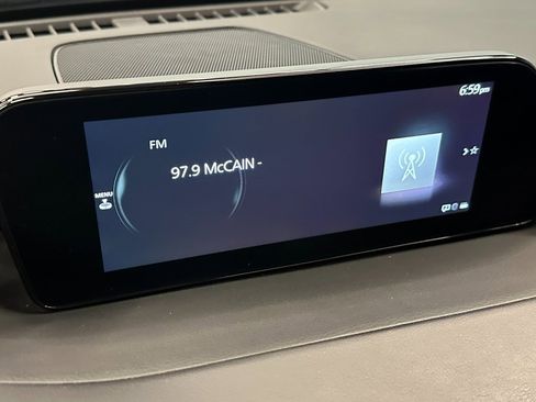 Used 2025 MAZDA MAZDA3 s image 11