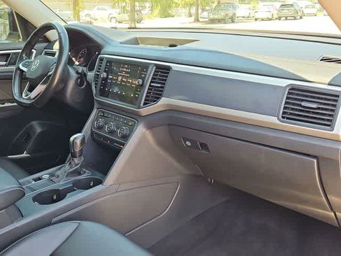 Used 2021 Volkswagen Atlas SE w/ Panoramic Sunroof Package FWD image 20