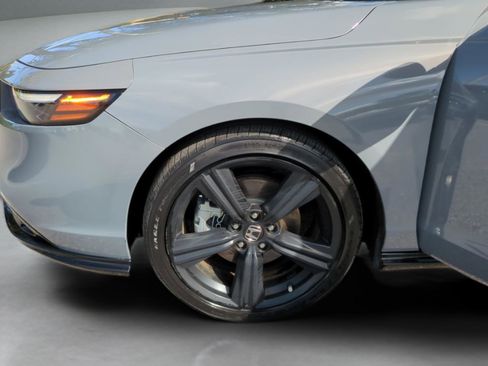 Used 2023 Honda Accord Sport image 25
