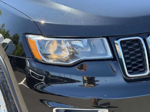 Certified 2020 Jeep Grand Cherokee Laredo AWD/4WD image 12