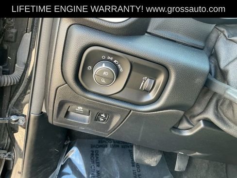 Used 2020 RAM 1500 Big Horn AWD/4WD image 22