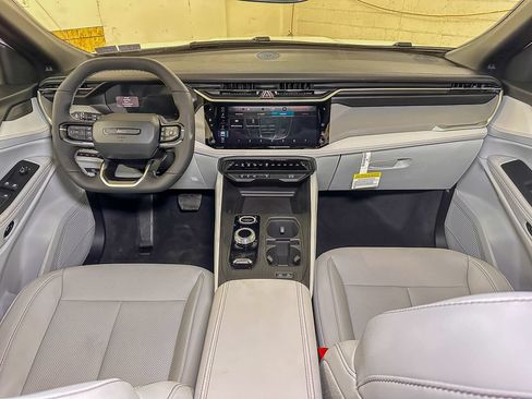New 2026 Jeep Cherokee Limited AWD/4WD image 24