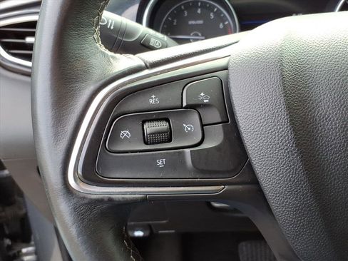 Used 2022 Buick Encore GX Preferred w/ Cold Weather Comfort Package image 17