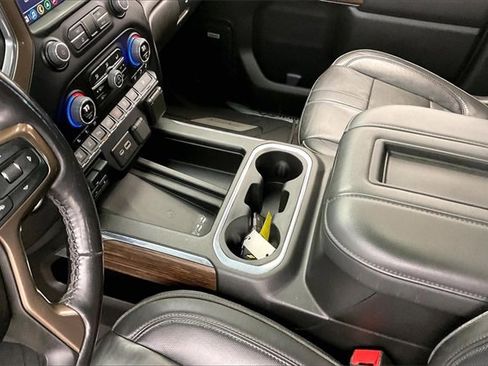 Used 2022 Chevrolet Silverado 3500 High Country image 16