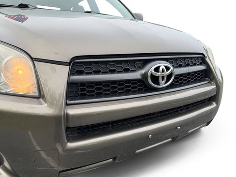 Used 2012 Toyota RAV4 4WD w/ Value Pkg image 32