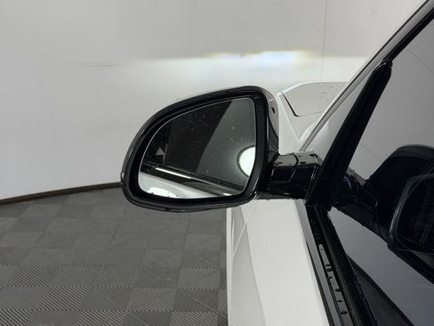 Used 2022 BMW X5 xDrive40i w/ M Sport Package image 23