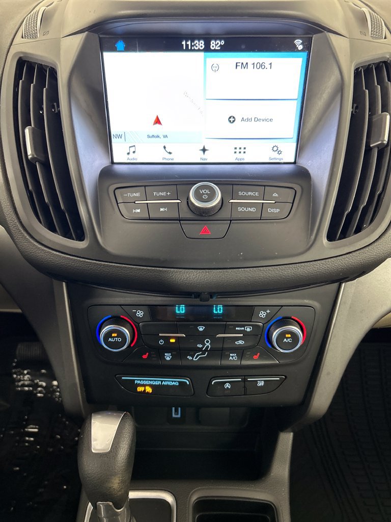 Used 2017 Ford Escape SE w/ Equipment Group 201A AWD/4WD image 14