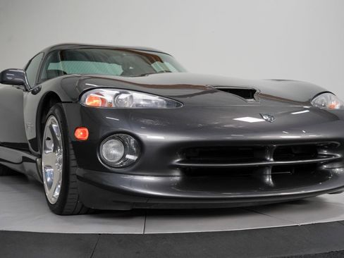 Used 2002 Dodge Viper GTS RWD image 14
