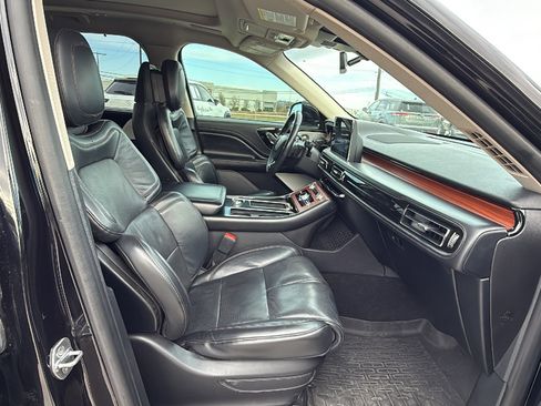 Used 2021 Lincoln Aviator Reserve w/ Equipment Group 201A image 30