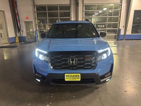 Used 2024 Honda Passport TrailSport image 8