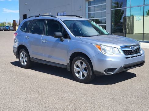 Used 2016 Subaru Forester 2.5i w/ Alloy Wheel Package AWD/4WD image 3