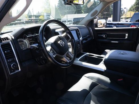 Used 2018 RAM 1500 Laramie w/ Convenience Group AWD/4WD image 20