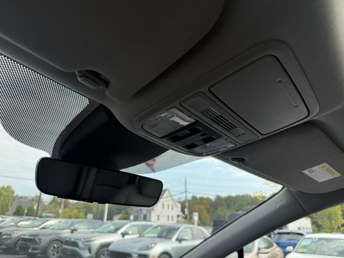 Used 2022 Honda Odyssey EX-L image 36