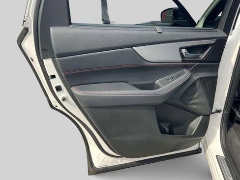 Used 2023 Acura MDX A-Spec image 14