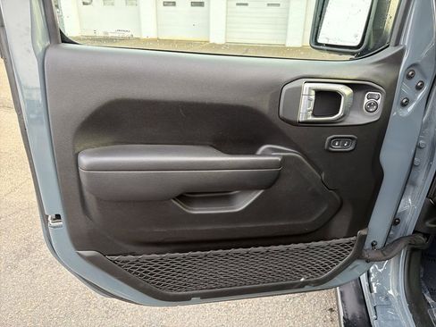 Used 2024 Jeep Wrangler Willys 4xe image 11