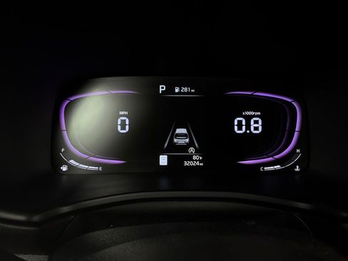 Used 2025 Kia Soul LX w/ LX Technology Package FWD image 35