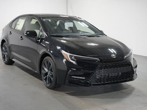 New 2026 Toyota Corolla SE image 3