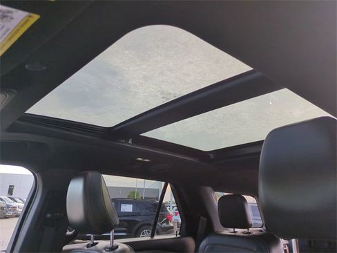 Used 2022 Ford Explorer Timberline image 19