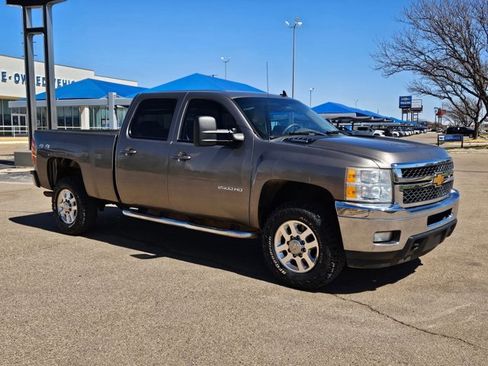 Used 2014 Chevrolet Silverado 2500 LTZ image 3
