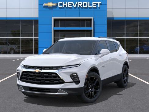New 2026 Chevrolet Blazer LT w/ Convenience Package FWD image 6