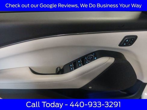 Certified 2022 Ford Mustang Mach-E Premium w/ Ice White Appearance Package image 27