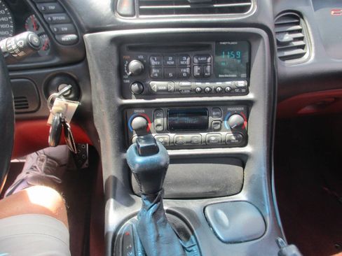 Used 1997 Chevrolet Corvette Coupe w/ Memory Pkg RWD image 23