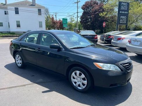 Used 2008 Toyota Camry LE FWD image 1