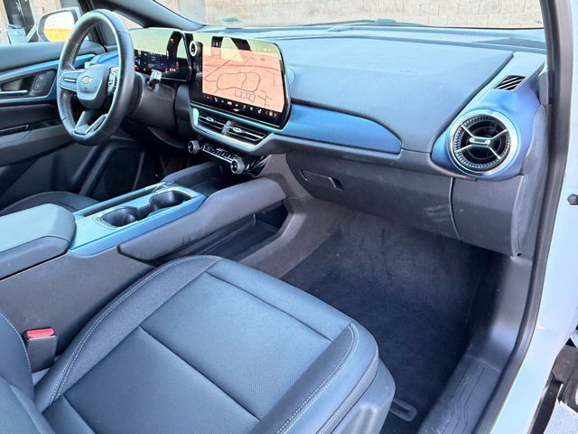 Used 2024 Chevrolet Equinox EV LT FWD image 14
