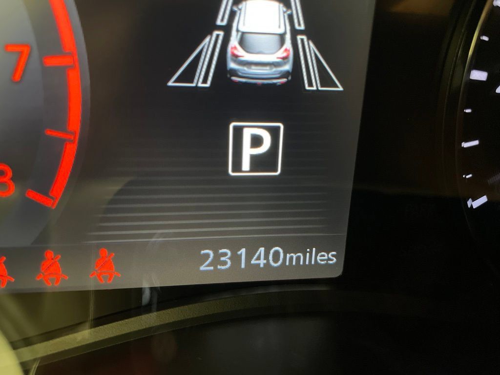 Used 2023 Nissan Kicks SR FWD image 14