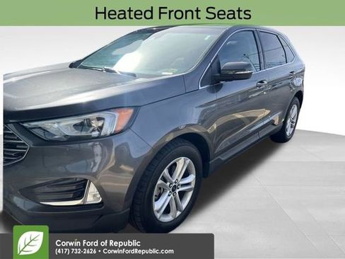 Used 2020 Ford Edge SEL w/ Cold Weather Package image 3