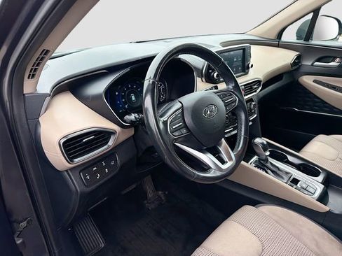 Used 2020 Hyundai Santa Fe SEL w/ Convenience Package image 9
