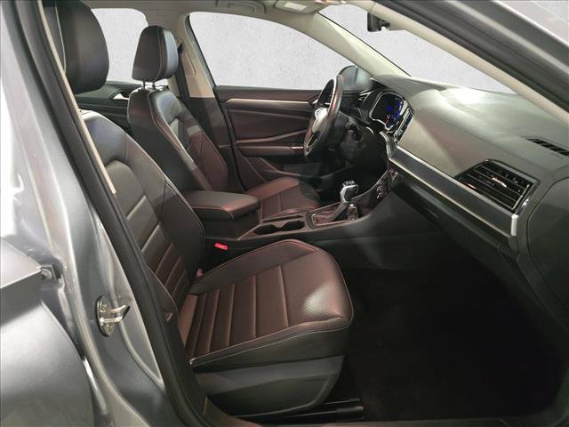 Used 2024 Volkswagen Jetta SE FWD image 10
