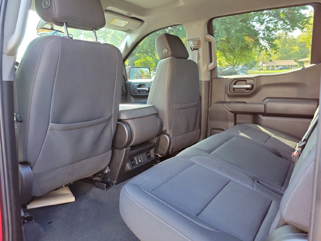Used 2025 Chevrolet Silverado 1500 Custom Trail Boss AWD/4WD image 18