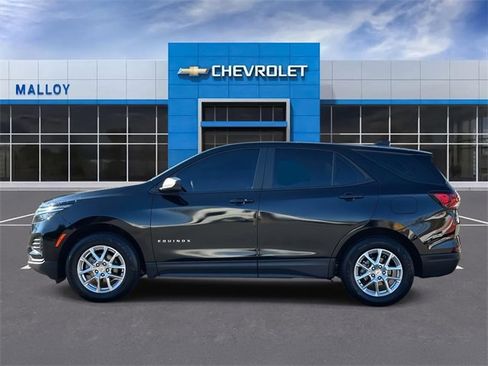 Used 2023 Chevrolet Equinox LS w/ Driver Confidence II Package image 3