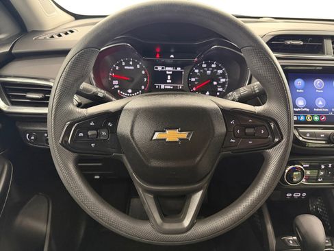 Used 2023 Chevrolet TrailBlazer LT w/ Convenience Package AWD/4WD image 16