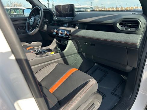 Used 2026 Honda Passport TrailSport image 27