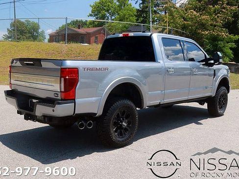 Used 2022 Ford F350 Platinum w/ Tremor Off-Road Package AWD/4WD image 5