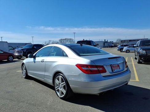 Used 2010 Mercedes-Benz E 350 Coupe image 5