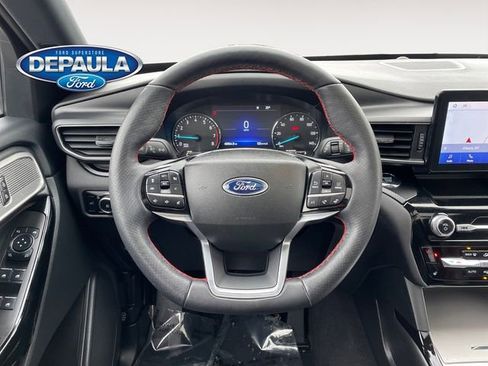 Used 2023 Ford Explorer ST-Line w/ Class IV Trailer Tow Package image 15