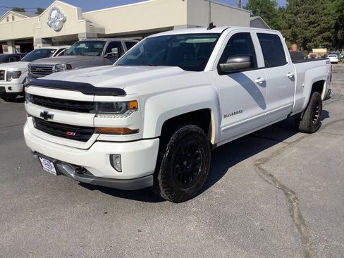 Used 2018 Chevrolet Silverado 1500 LT w/ All Star Edition AWD/4WD image 19